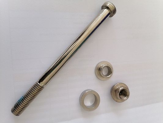 Βαθμός 8,8 εξαγωνικές μπουλόνι SS και συνέλευση M10 καρυδιών για τις αθλητικές συναρμολογήσεις